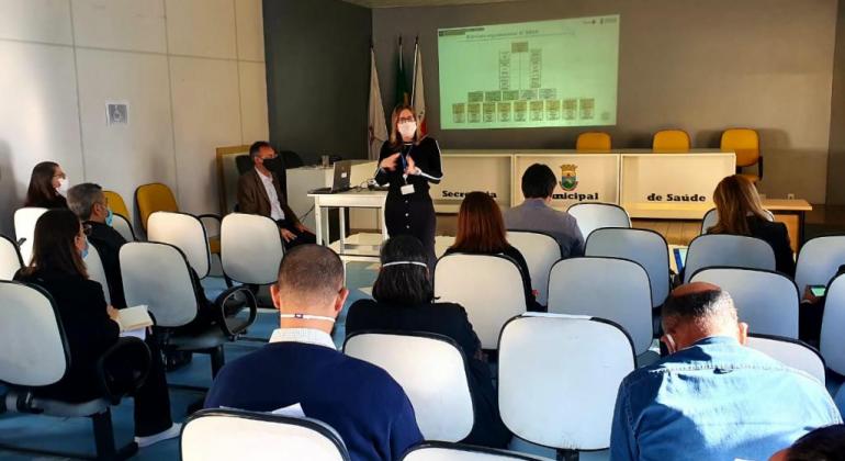 Planejamento da Prefeitura para ampliação de leitos é destaque em visita da OPAS Visita da OPAS na Secretaria Municipal de Saúde