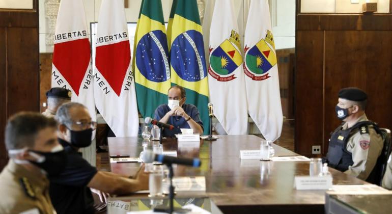 PBH e PM firmam acordo de troca de imagens e dados para combate à criminalidade Prefeito Alexandre Kalil se reúne com representantes da PM e da PBH