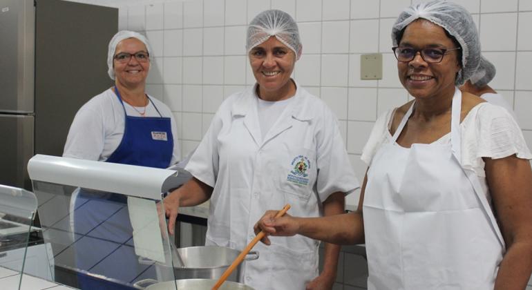 Prefeitura promove curso de boas práticas na produção de refeições
