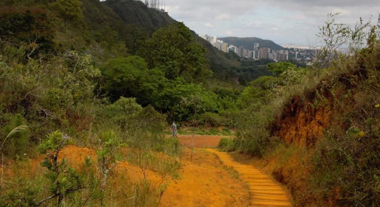 Parque da Serra do Curral terá mais uma trilha guiada neste sábado (10)