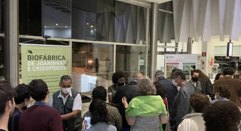 PBH doa mais de 1.700 kits de joaninhas em aula-show de Gilberto Gil