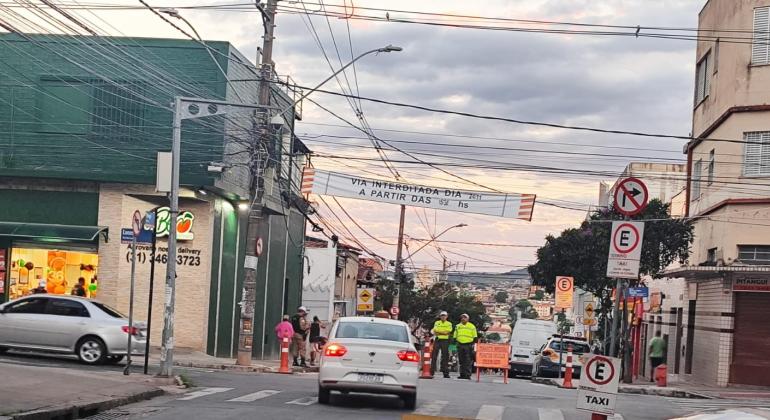Operação de trânsito para o jogo Athletic Club x Vila Nova, no Independência, nesta terça-feira (6)