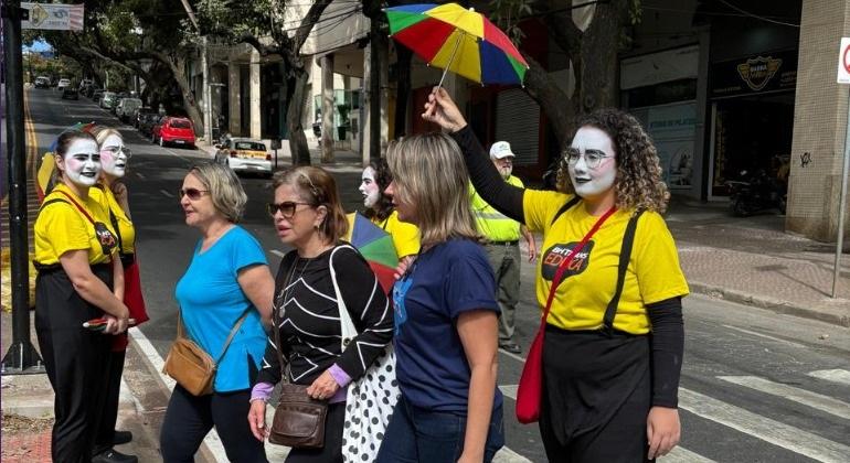 PBH faz ações do Maio Amarelo para idosos, pedestres e alunos, a partir do dia 12