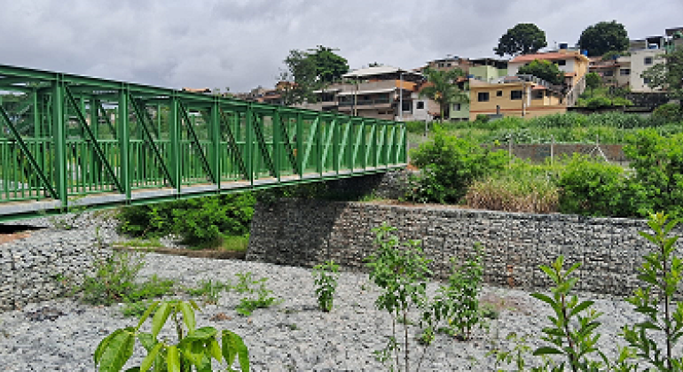 PBH entrega obras de travessia e passarela sobre o Córrego Túnel Camarões