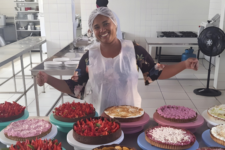 Cursos gratuitos de Tortas Doces, Pizzaiolo e Massas Frescas são oferecidos pela PBH Cursos gratuitos de Tortas Doces, Pizzaiolo e Massas Frescas são oferecidos pela PBH
