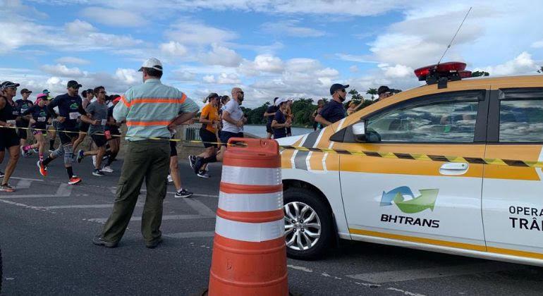 PBH realiza operação de trânsito para a 3ª corrida Mário Penna, neste sábado (2)