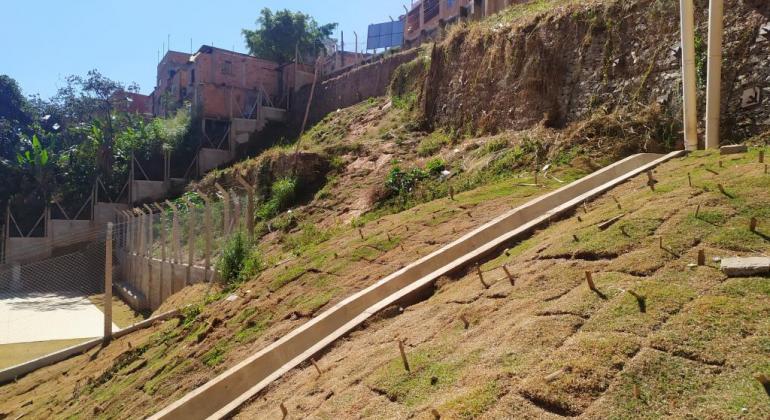 PBH conclui obra de urbanização e tratamento de córrego na Vila Novo São Lucas PBH conclui obra de urbanização e tratamento de córrego na Vila Novo São Lucas