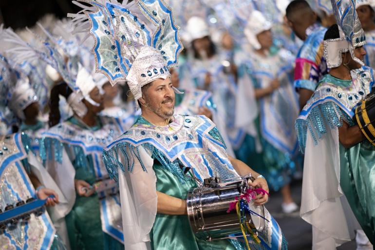 PBH paga auxílio financeiro às Escolas de Samba e Blocos Caricatos da cidade 