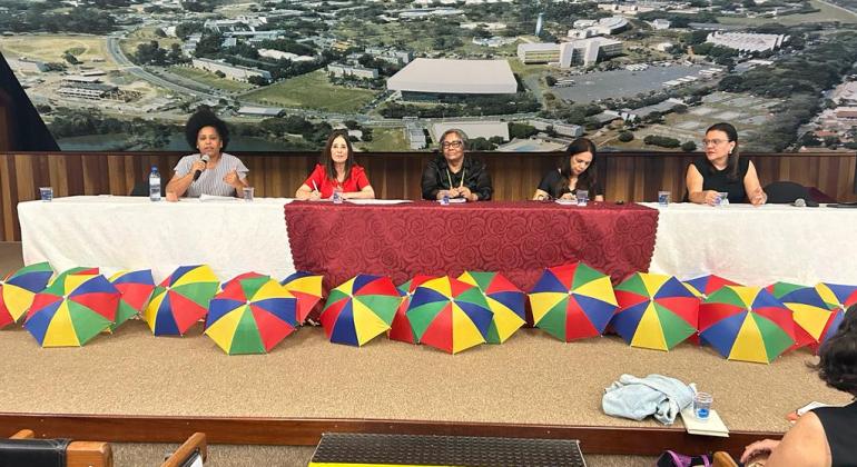 PBH apresenta Serviço de Acolhimento em Família Acolhedora em evento PBH apresenta Serviço de Acolhimento em Família Acolhedora em evento