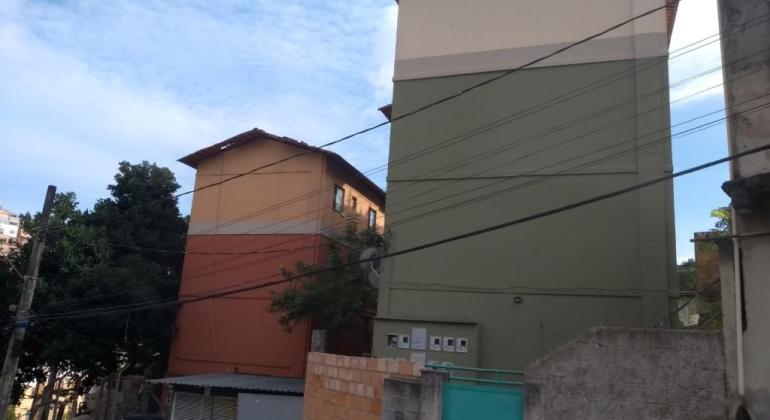 Urbel atualiza cadastros para regularização de conjunto habitacional na Serra