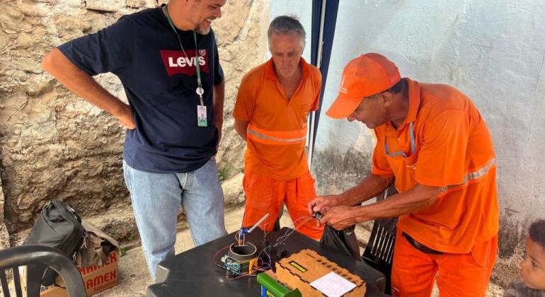 Brincadeiras e oficinas de tecnologia animam domingo de moradores da Vila Porã