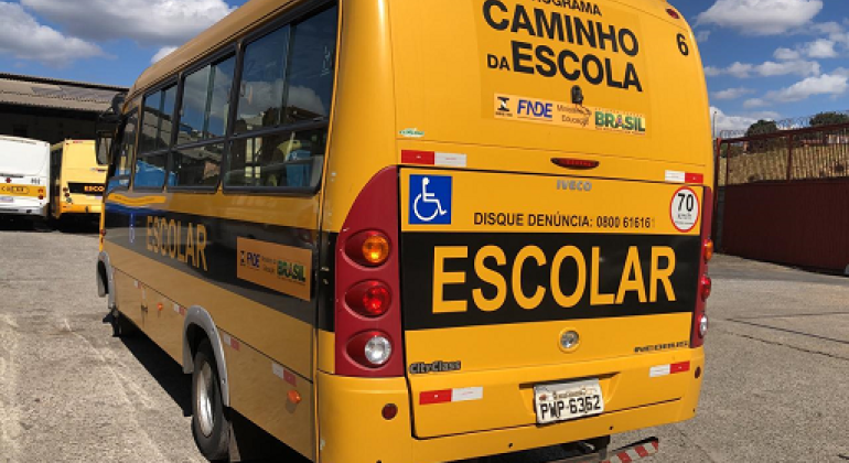 Transporte Escolar Acessível garante o deslocamento de alunos com deficiência de casa para a escola