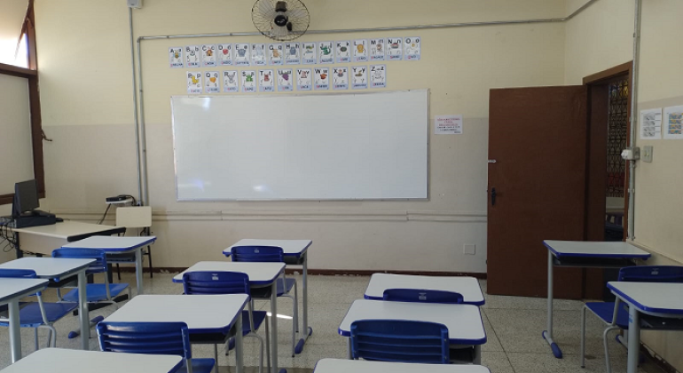 Mais 125 professores são nomeados para reforçar a educação nas escolas municipais