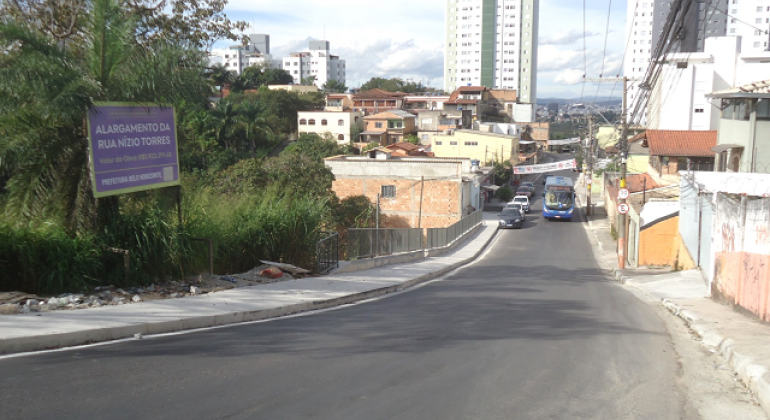 Prefeitura de BH conclui contenção de encosta e alargamento de rua do Ouro Preto