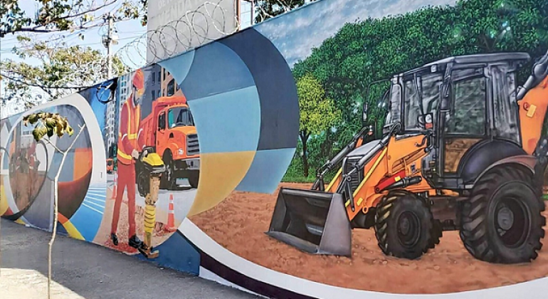 Murais artísticos homenageiam quem trabalha na manutenção da Regional Venda Nova