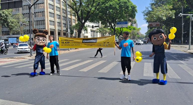 Campanha sobre trânsito seguro segue com atividades na rodoviária, Novo Anel e Praça da Liberdade