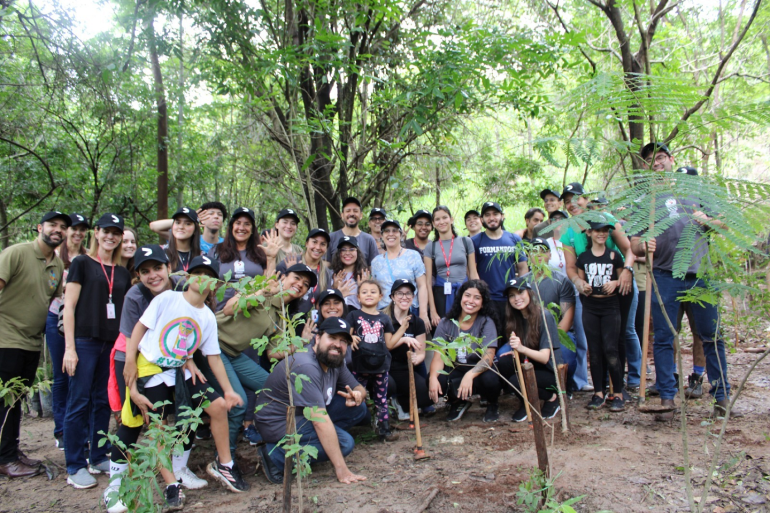 PBH inicia o plantio de 2 mil mudas no Parque Fernando Sabino e caminha para bater meta