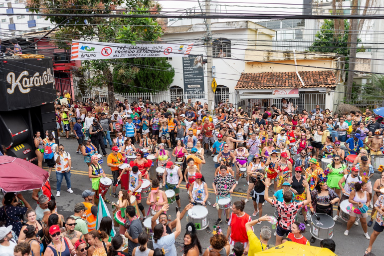 Pesquisa analisa os hábitos dos foliões que irão participar do Carnaval de 2026