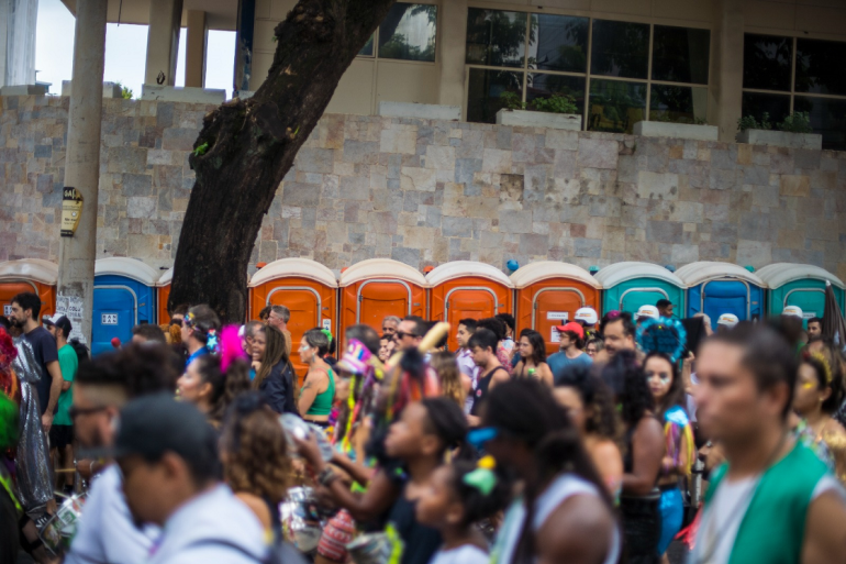Número de banheiros fixos para os foliões será 19,4% maior do que no último Carnaval
