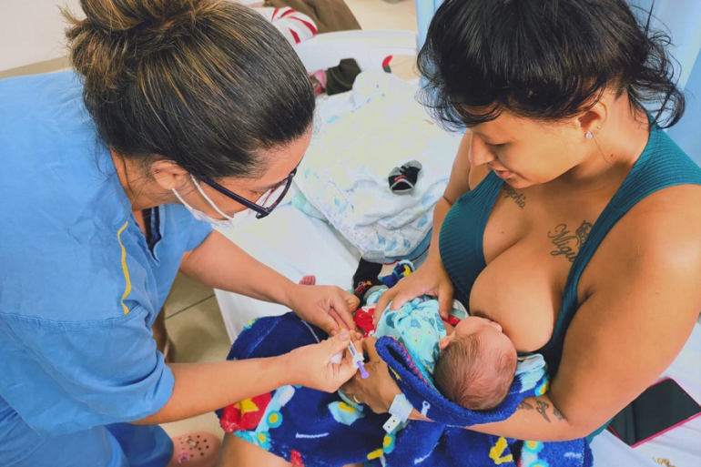 Bebês prematuros e crianças com comorbidades estão sendo vacinados contra a bronquiolite