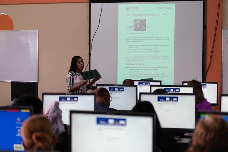 Ainda restam vagas para o Programa de Inclusão Digital do primeiro trimestre de 2026 