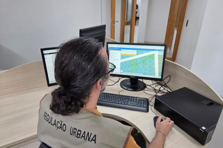 Serviço de emissão gratuita on-line de certidões de endereço registra 400 solicitações por mês