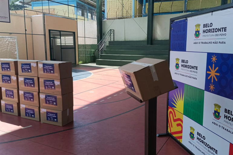 Mutirão de entrega de computadores recondicionados é realizado no CRAS Morro das Pedras