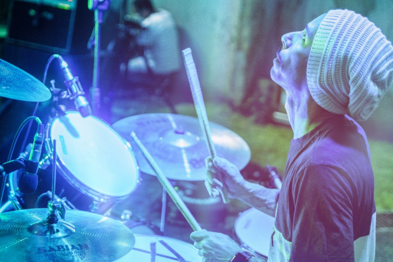 Barreiro recebe 44ª edição do Rock da Regina neste sábado (20)