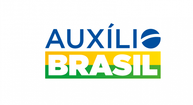 Imagem de fundo branco com os dizeres em azul, verde e amarelo escrito Auxílio Brasil