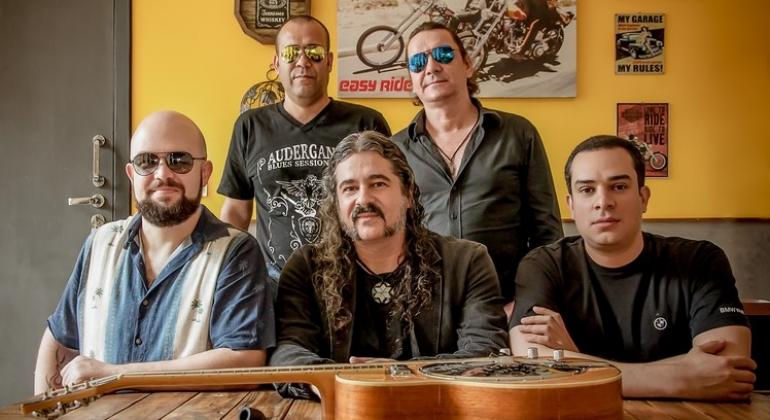 Audergang Blues Sessions é destaque no MAP Audergang Blues Sessions, banda de blues com cinco integrantes masculinos, é destaque no MAP