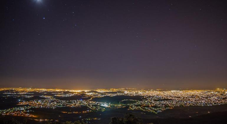 Procon-BH realiza operação “Adão e Eva” em motéis da cidade - Foto: Robert Miguel. Vista da noite de Belo Horizonte