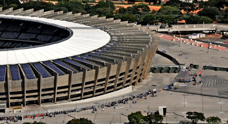 Fachada parcial do Mineirão