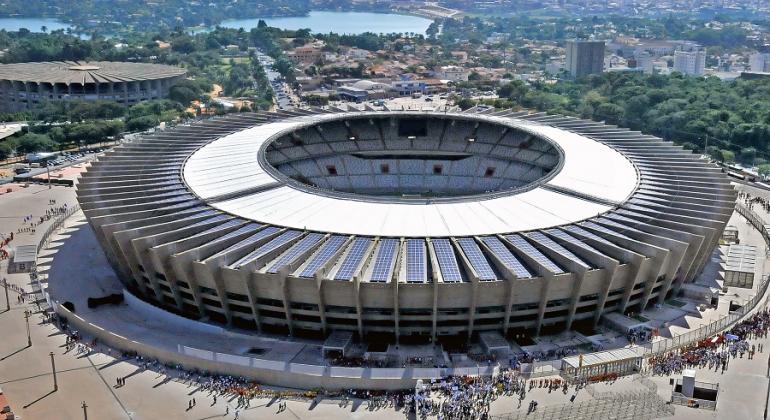 Foto: Breno Pataro/PBH Imagem aérea do Mineirão durante o dia.