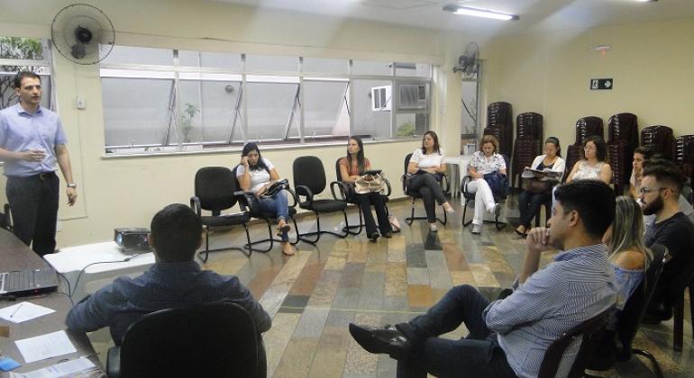 Coordenadoria de Atendimento Regional Leste realiza capacitação sobre psoríase Capacitação sobre psoríase