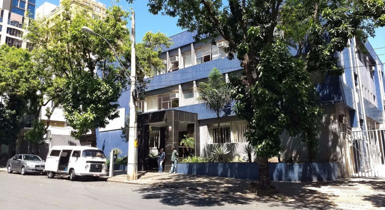 Fachada do Centro de Referência para Imunobiológicos Especiais, na Savassi.