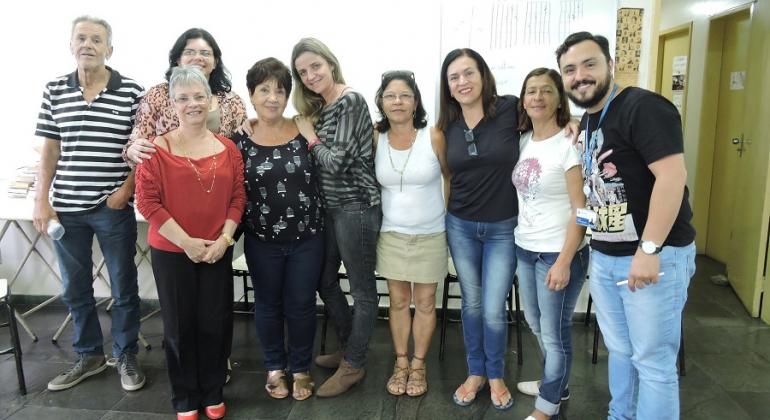 Nove cidadãos integrantes do curso antitabagismo da PBH