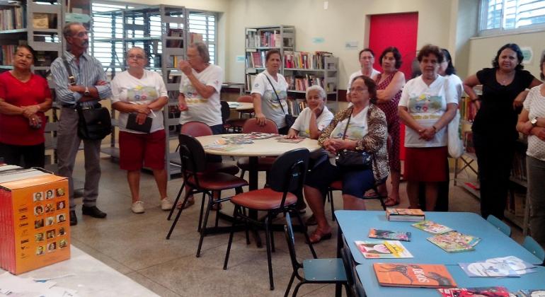 Atividades diversas para grupo de idosos são oferecidas pelo Centro Cultural Bairro das Indústrias (CCBI), no Barreiro. Foto: Divulgação PBH Mais de dez idosos no Centro Cultural Bairro das Indústrias, no Barreiro.