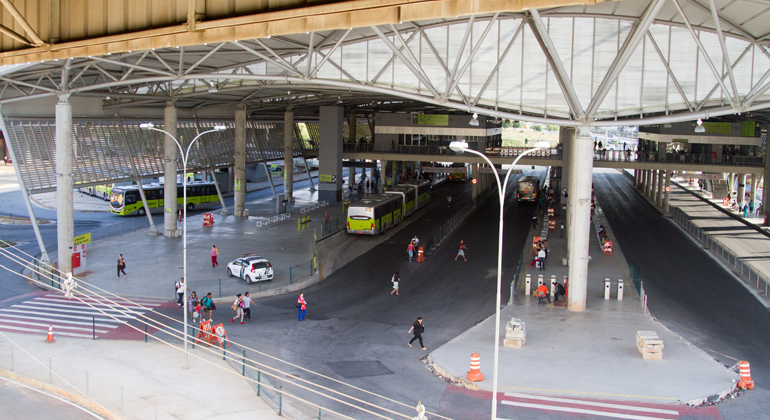 Em função do aumento da tarifa do metrô, a BHTrans vai reforçar linhas do MOVE a partir de sexta-feira, dia 11/5. Foto: Divulgação PBH Estação do MOVE. Foto ilustrativa.