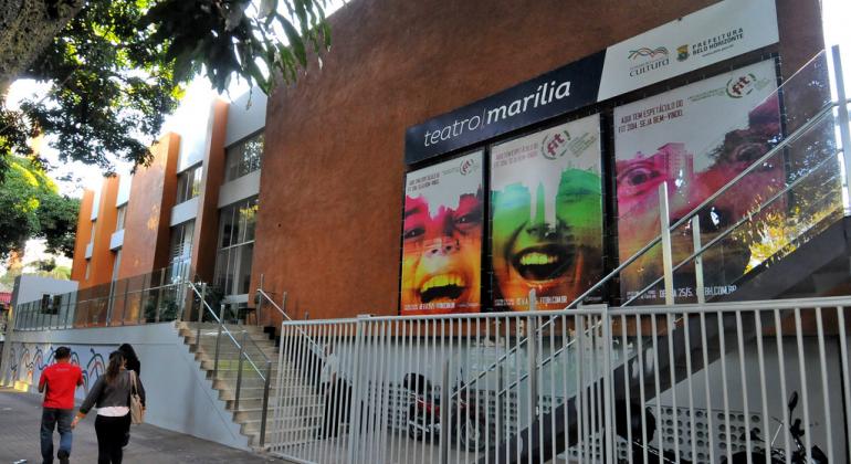 Alunos do Superar apresentam espetáculo de dança no Teatro Marília fachada do teatro marília