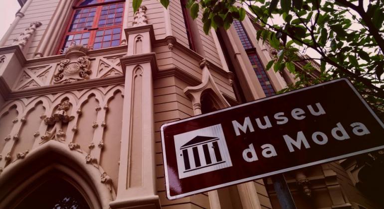 Fachada do Museu da Moda de Belo Horizonte.