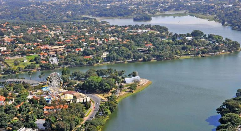 Orla da Lagoa da Pampulha vista de cima