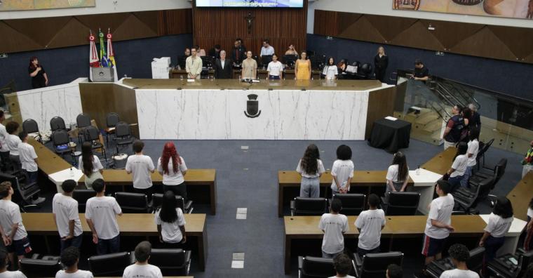 Estudantes da rede municipal participam de projetos de cidadania e ética 