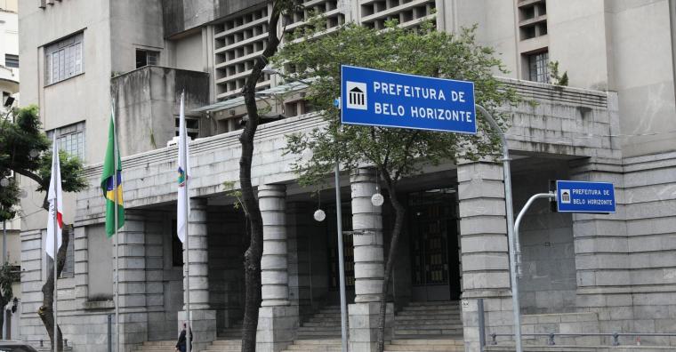 Prefeitura de BH sanciona lei que garante avanços inéditos na carreira dos servidores Prefeitura de BH sanciona lei que garante avanços inéditos na carreira dos servidores