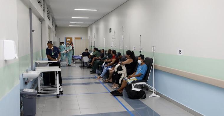 Unidades atenderam mais de 1.160 pessoas com sintomas de dengue no fim de semana