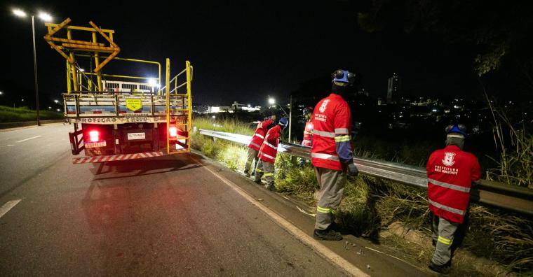 Trabalhadores PBH no NOVO ANEL de noite