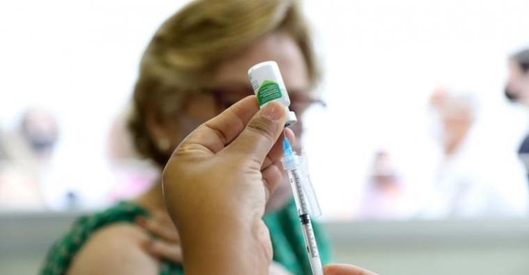 PBH disponibiliza pontos de vacinação contra a gripe neste sábado (24)
