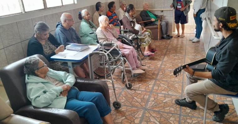  Alfabetização de idosos extrapola os muros dos equipamentos públicos municipais
