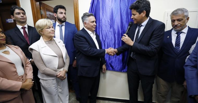 Álvaro Damião é empossado na direção da Frente Mineira de Prefeitos