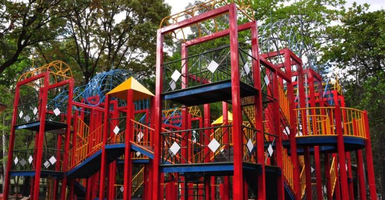 Playground do Parque Municipal Américo Renné Giannetti