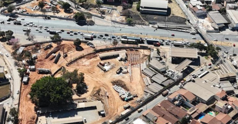 Faixa de ônibus será interditada na Cristiano Machado nesta quarta-feira (20) para obra de viaduto